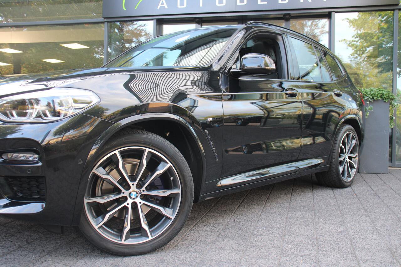 BMW X3 xDrive20i Business Edition Plus M-Sportpakket Shadowline/Headup/Keyless/Panoramadak/20inch