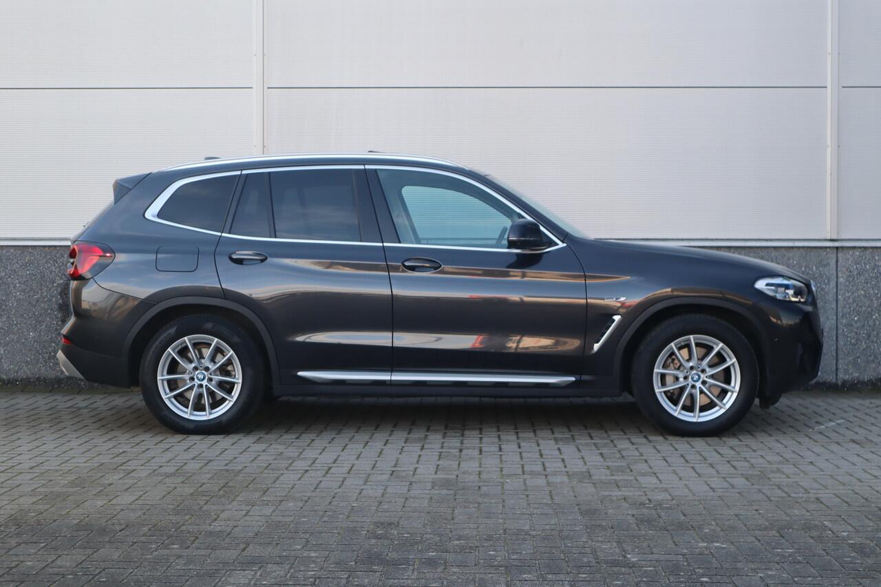 BMW X3 xDrive30e Business Edition Plus Pano Dak / Leder / 360 camera / HiFi /