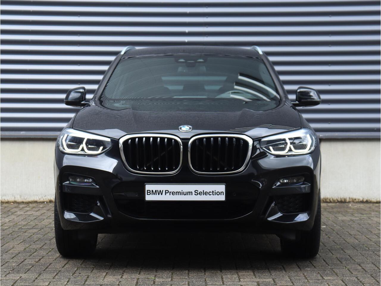 BMW X3 xDrive20i | High Executive | M Sportpakket | Trekhaak | Parking Pack | Audio Media Pack | Head-Up | Comfort Acces | Stuurwielverwarming | 20'' LMV