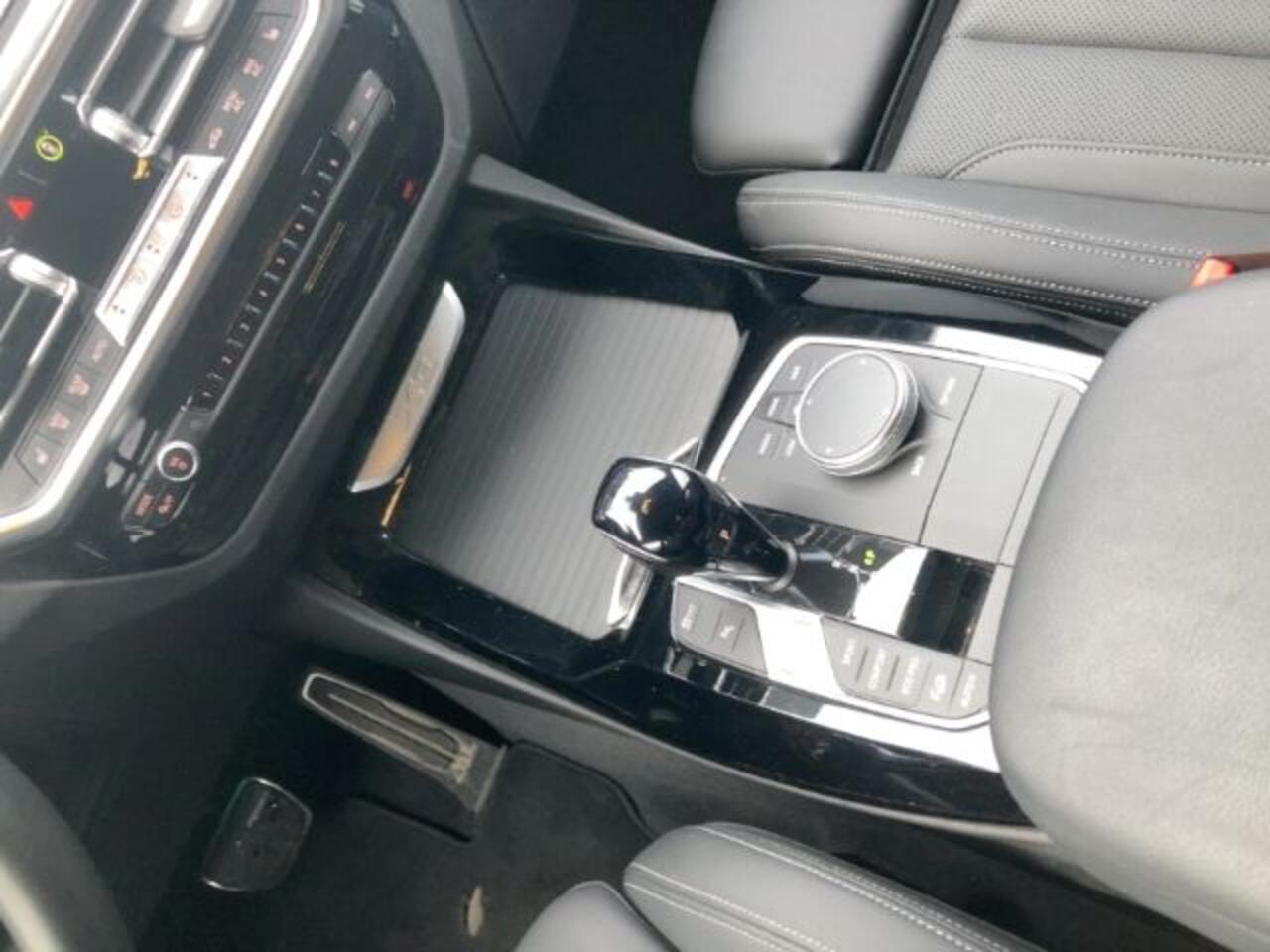 BMW X3 xDrive30d 286 PK Head-Up Laser LED Live Cockpit Sportstoelen Stoelverwarming Stuurverwarming