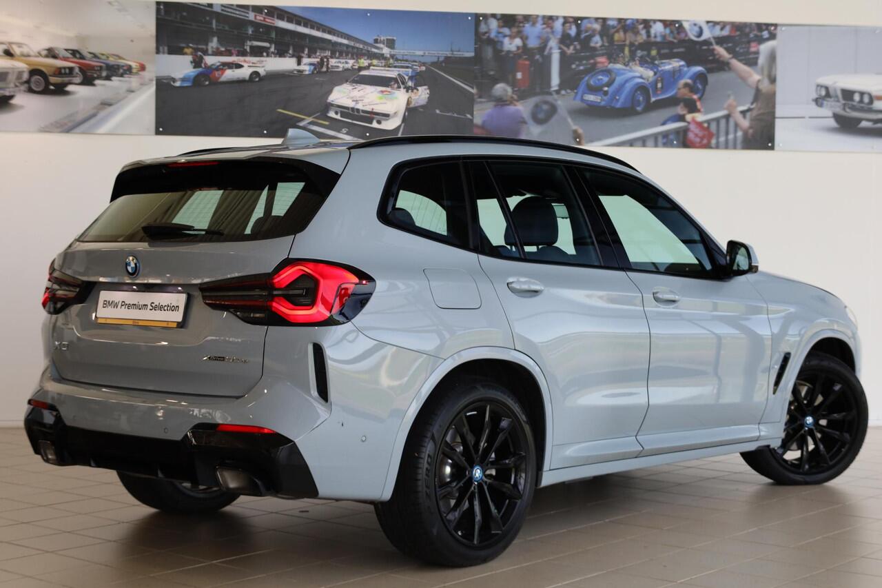 BMW X3 xDrive30e M Sportpakket | Panoramadak | Active Cruise Control | Head-Up Display