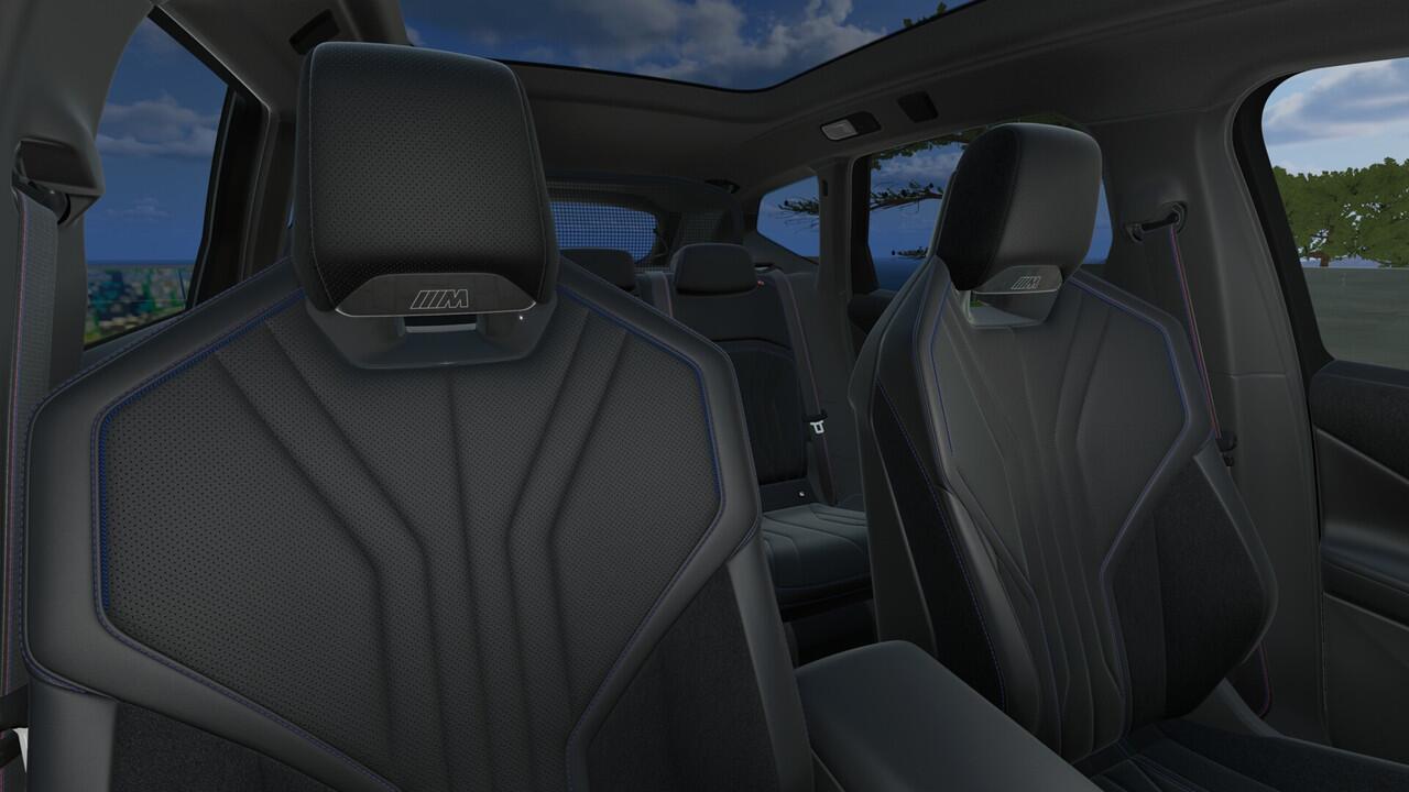 BMW X3 iX3 50 xDrive M Sport / Panoramadak / Trekhaak / M Sportstoelen / Parking Assistant Professional / Stuurverwarming / Head-Up / Harman-Kardon / Stoelverwarming