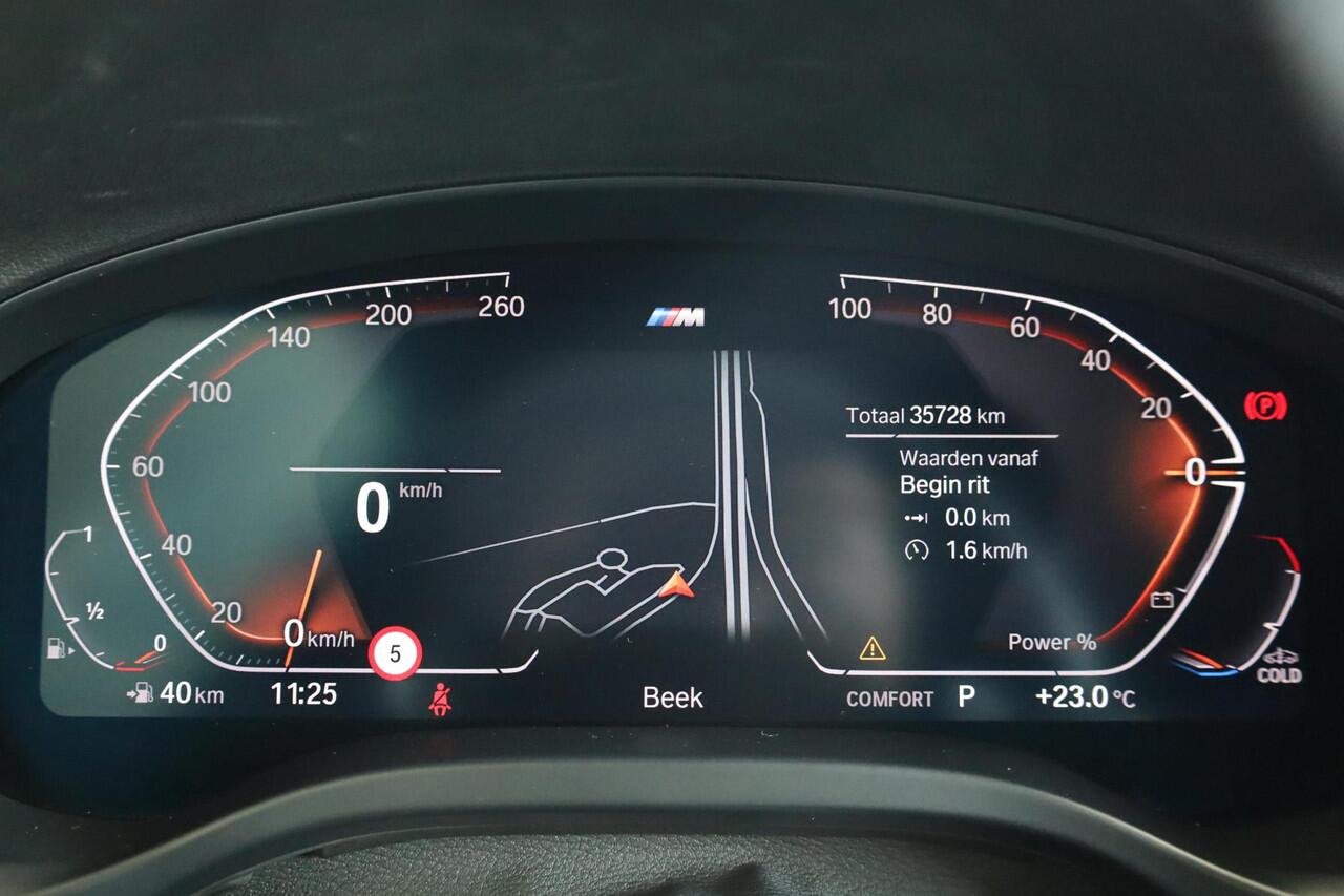 BMW X3 xDrive20i High Executive | M Sportpakket | Elektrische trekhaak | Driving Assistant