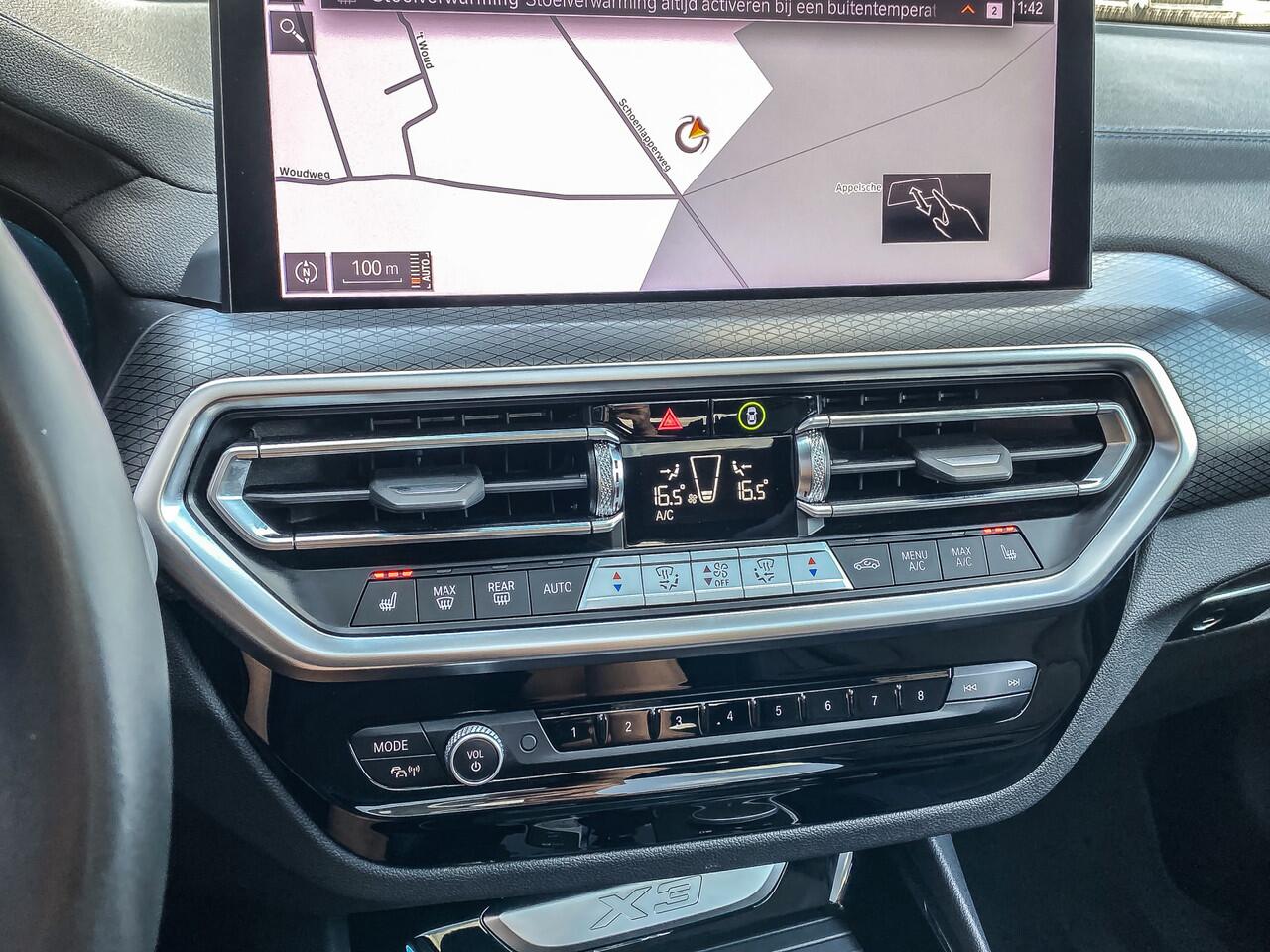 BMW X3 xDrive30e 292PK High Executive M-Sport | M-SPORT KUIPSTOELEN | HEAD-UP | PANO | HARMAN KARDON | SHADOWLINE |