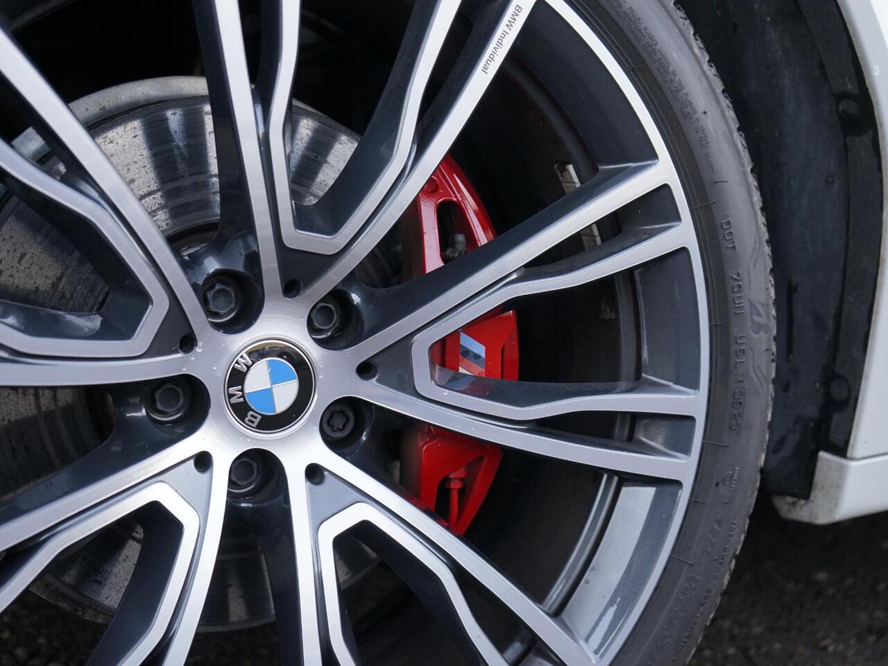 BMW X3 xDrive30e High Executive M Sport / 21 inch / klasse 3 / ACC / Keyless / Sfeerverl / LED / Head-up / Dubbel glas / Carplay / Cockpit prof