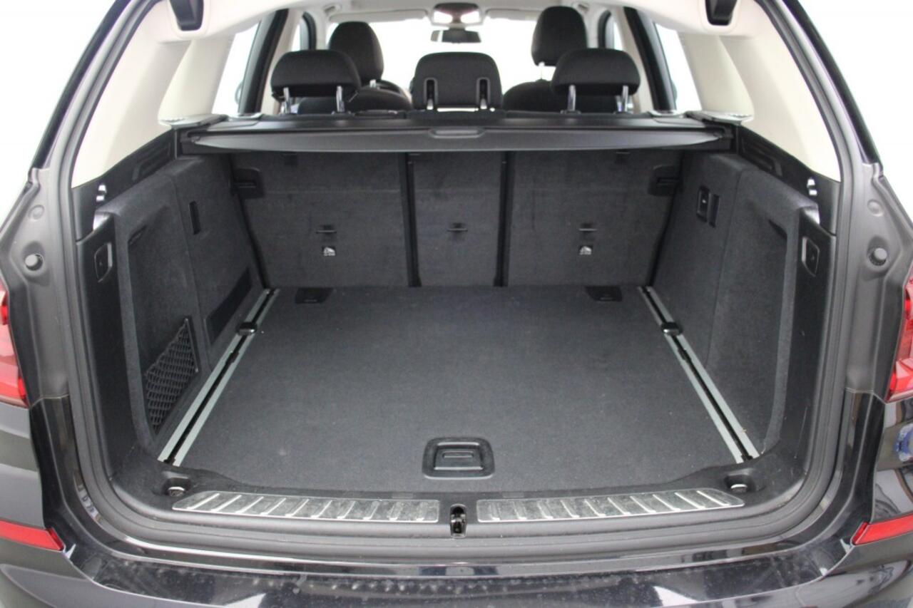 BMW X3 2.0D sDrive Business Edition Automaat - Carplay, Cruise, Digitaal Cockpit