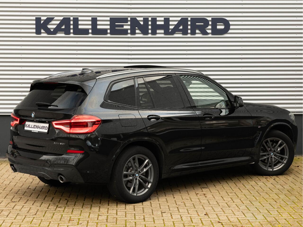 BMW X3 xDrive20i M-Sport - Pano - Trekhaak - Hifi - Adaptief LED