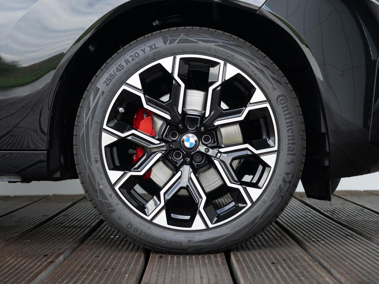 BMW X3 30e xDrive | M Sportpakket Pro | Comfort Pack | Comfort Access | Panoramadak | Stoelverwarming | Harman Kardon | 20''