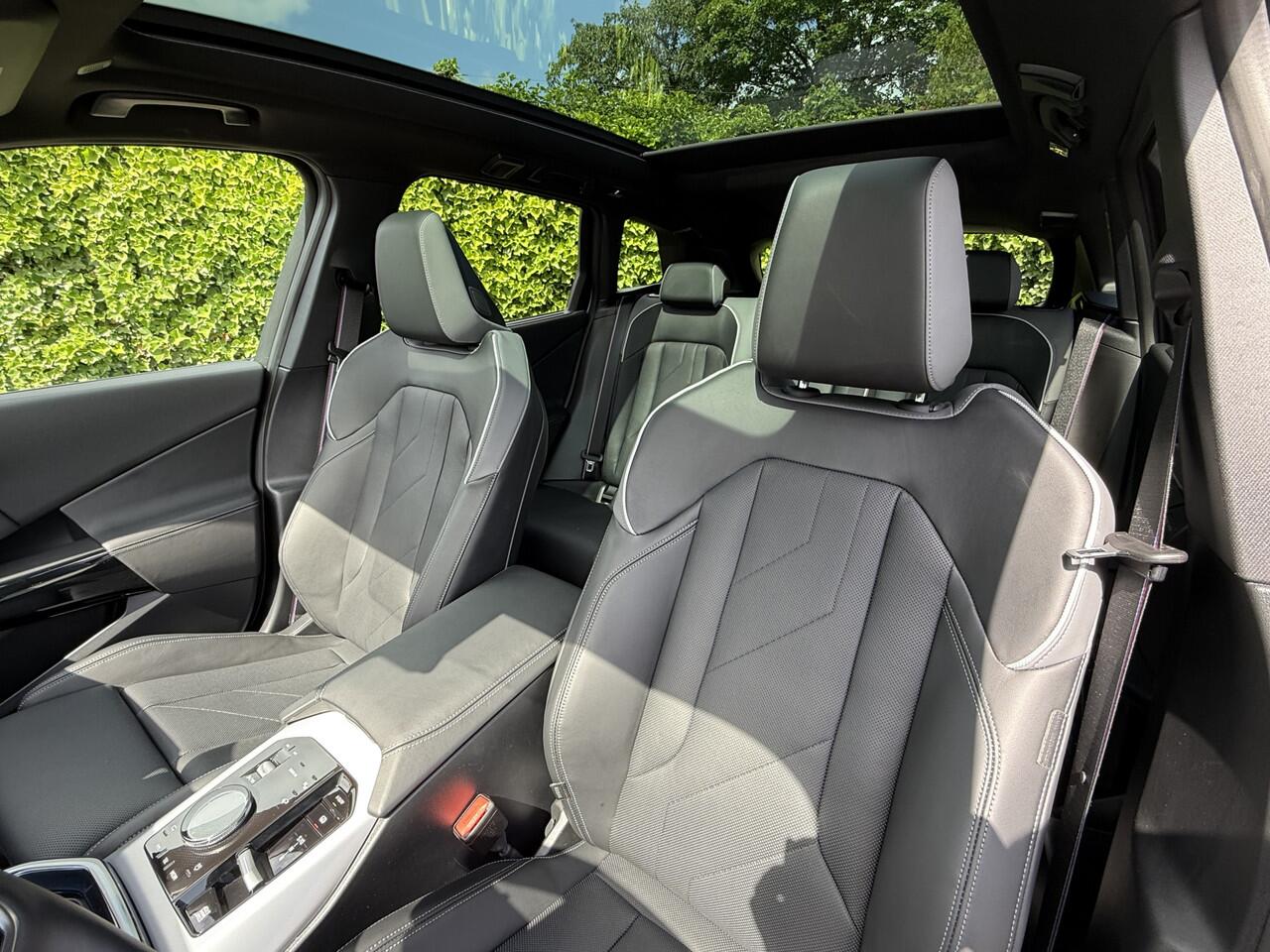 BMW X3 M50 | M-Sport Pro | Frozen Grey | Standkachel | Harman/kardon | Trekhaak | Panorama | Driving ass. Prof