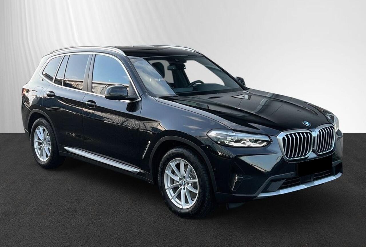 BMW X3 xDrive20d 190 PK ACC Live Cockpit Sportstoelen Harman Kardon Stoelverwarming Stuurverwarming 18 Inch