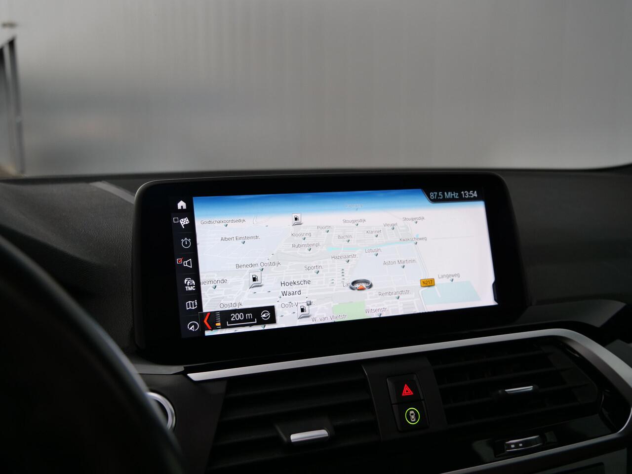 BMW X3 xDrive20i High Executive Edition 184 Pk Automaat M-Sport / Navi / Apple Carplay / Leer / Camera / Head-up / Keyless