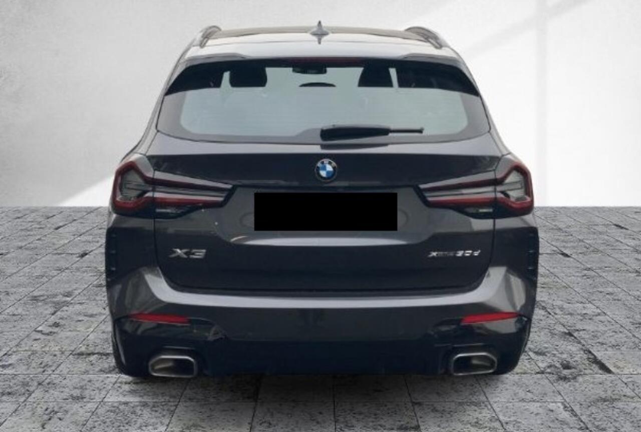 BMW X3 xDrive30d 286 PK Head-Up Laser LED Live Cockpit Sportstoelen Stoelverwarming Stuurverwarming