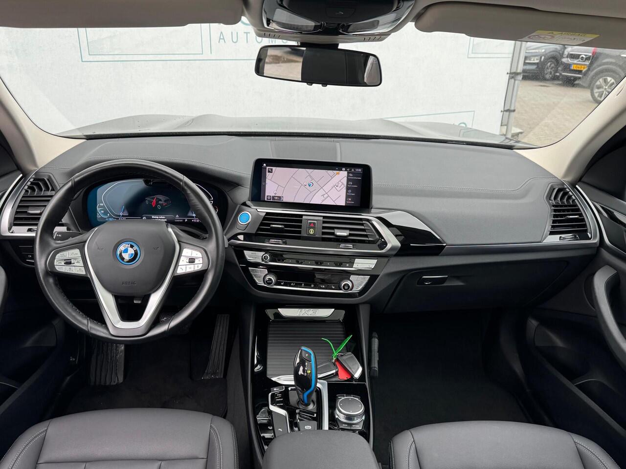 BMW X3 iX3 Executive 80 kWh NL AUTO | SOH 98% | DEALER ONDERH | LEDER | CAMERA | PANO