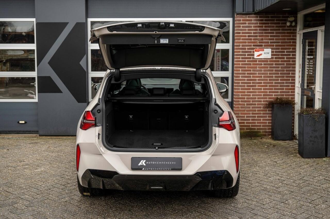 BMW X3 30e xDrive M Sport Pro | Panorama | 21 Inch | Memory | Trekhaak | 360 | Driving Ass. Plus | H/K | Head-up |