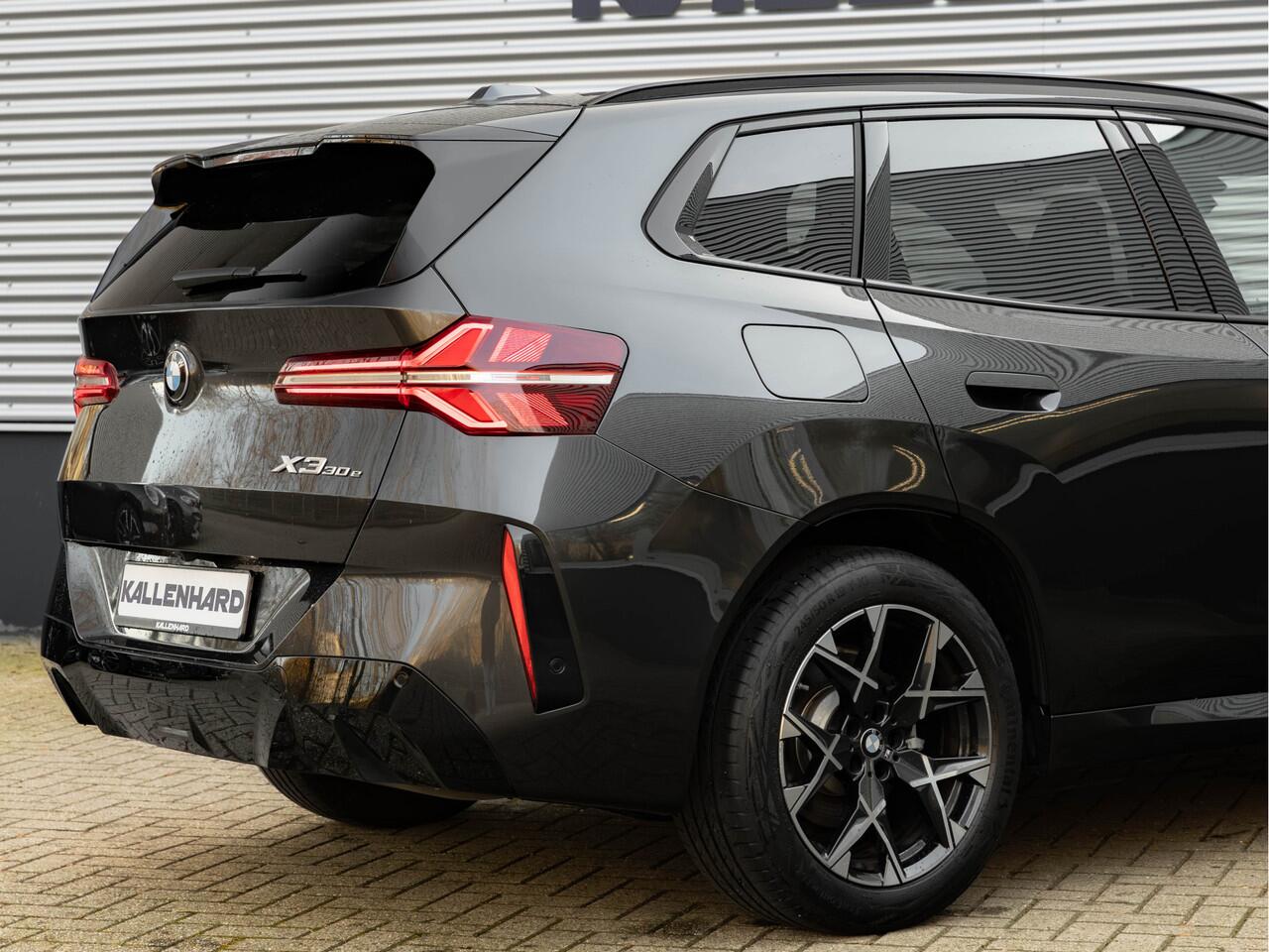 BMW X3 30e xDrive M-Sport - Pano - Trekhaak - ACC - Memoryzetel