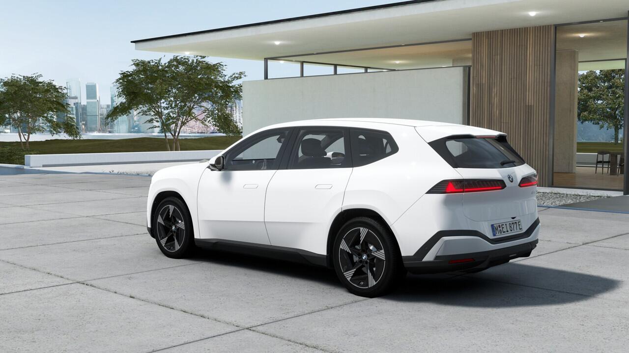 BMW X3 iX3 50 xDrive / Stoelverwarming / Driving Assistant Plus