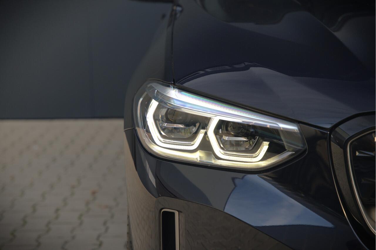 BMW X3 iX3 High Executive 80 kWh | Panoramadak | Keyless | Stoelverwarming | Harman Kardon | Memory Seat | Head-Up Display | 360 Camera | Adaptief Onderstel | Trekhaak | Adaptive LED | Elektrische Stoelen | Apple Carplay | N