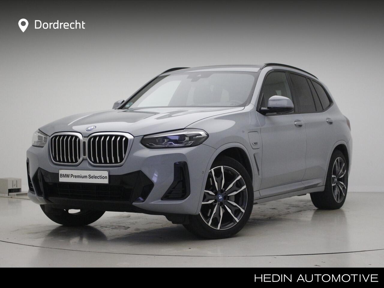 BMW X3 xDrive30e M-Sport | 20" | Camera | Trekhaak | Leder | Voorbereiding Driving Assistance
