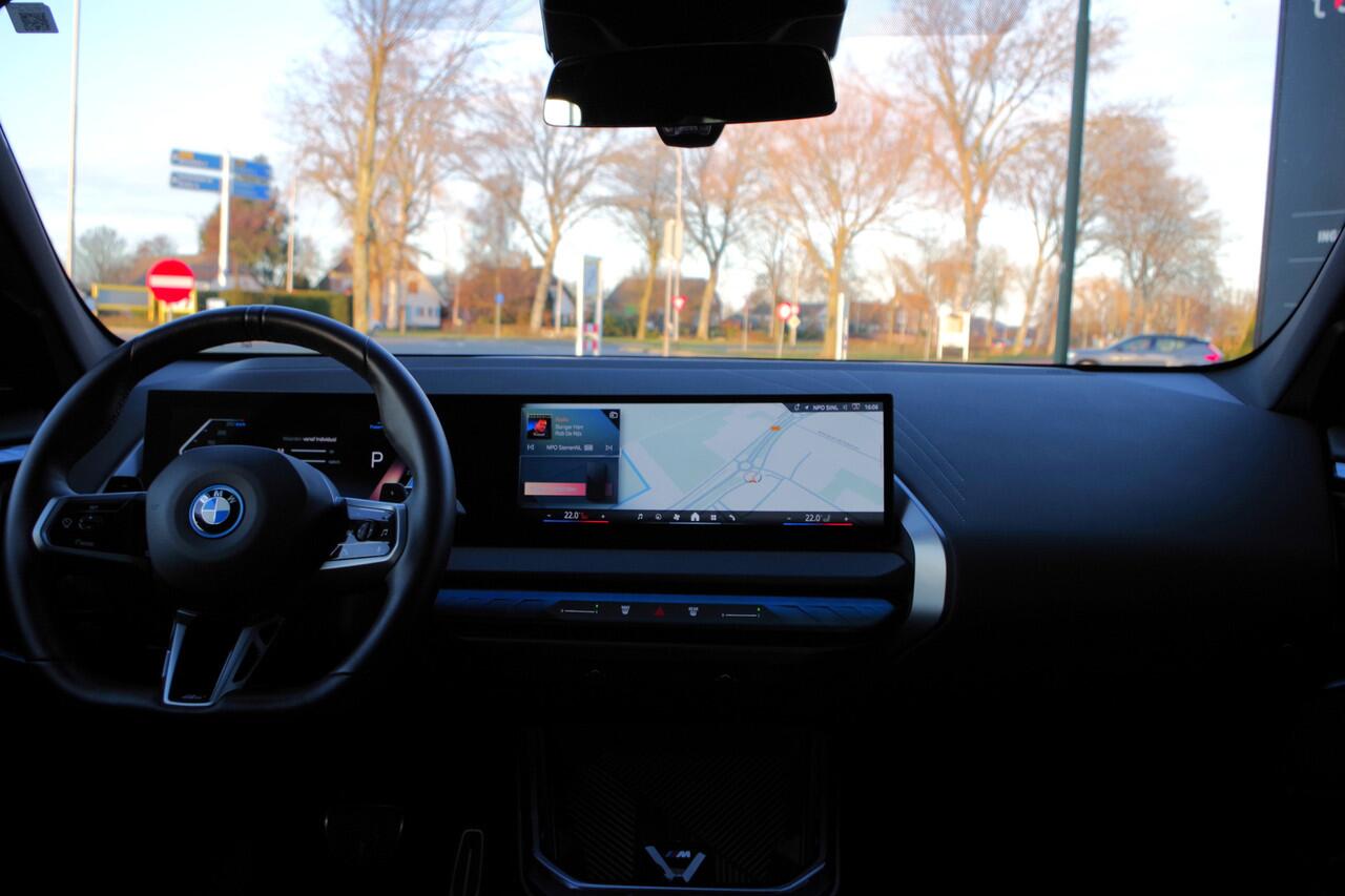 BMW X3 30e xDrive 300 PK M-Sport PHEV, Panoramadak, Harman/Kardon, Iconic Glow, 360 Camera