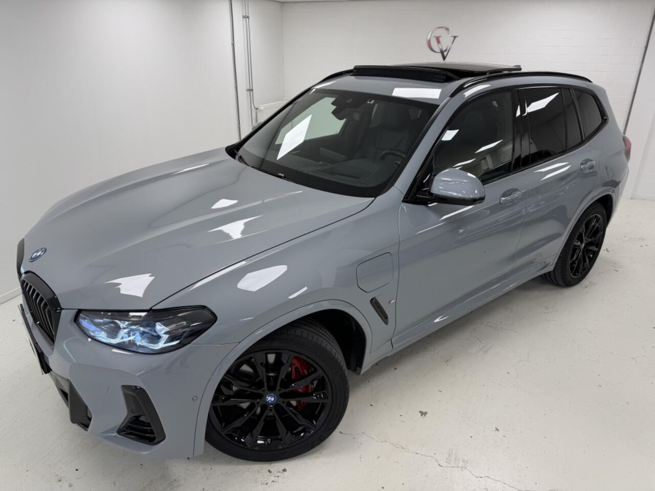 BMW X3 xDrive30e M-Sport Pro | Brooklyn Grau | Harman/Kardon | Panorama