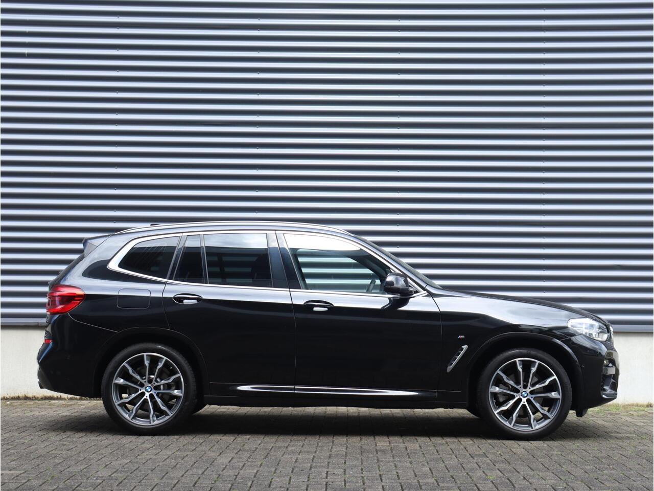 BMW X3 xDrive20i | High Executive | M Sportpakket | Trekhaak | Parking Pack | Audio Media Pack | Head-Up | Comfort Acces | Stuurwielverwarming | 20'' LMV