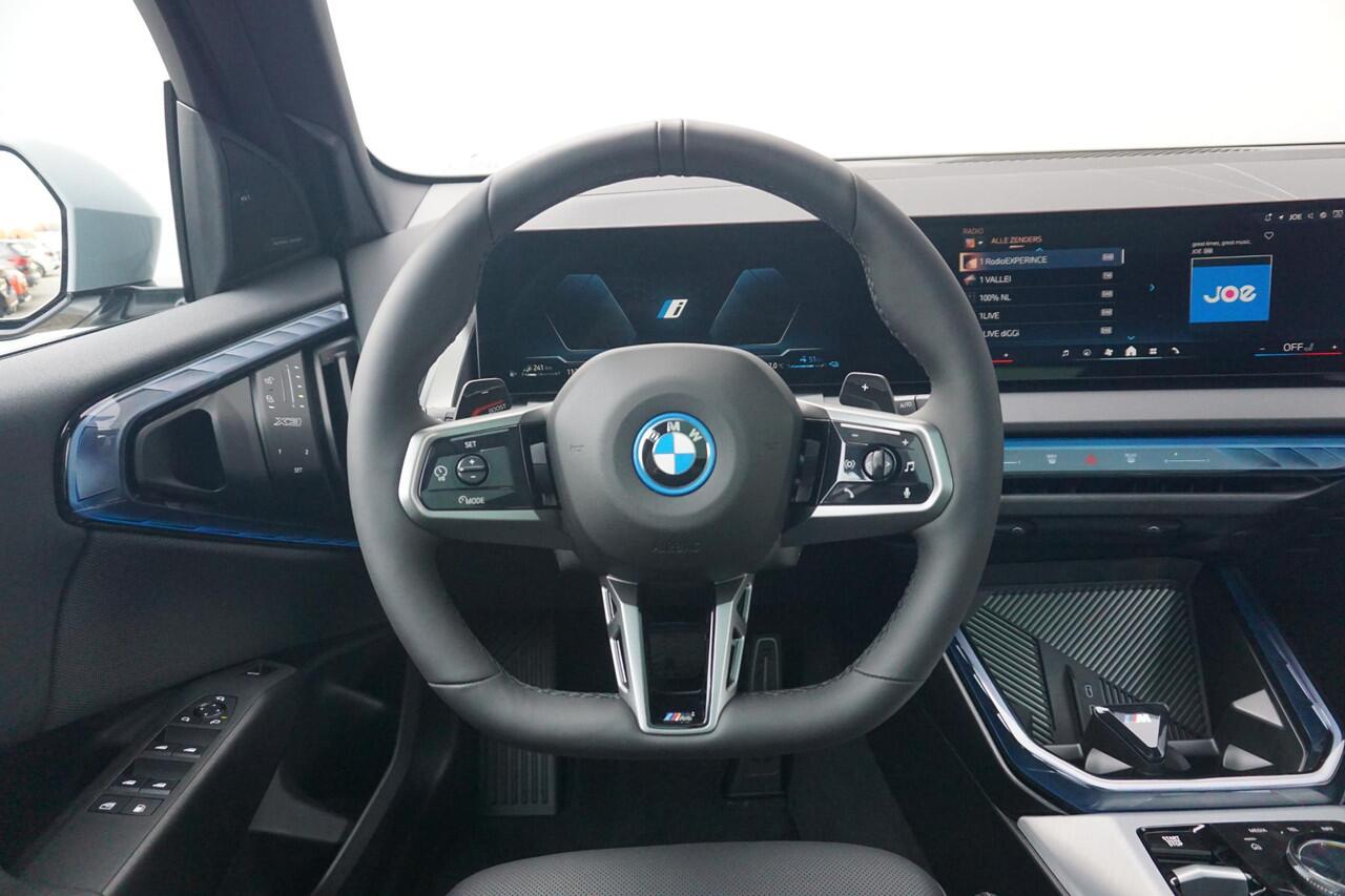 BMW X3 30e xDrive M Sportpakket Pro | Equipment Package Professional | Comfort Pakket