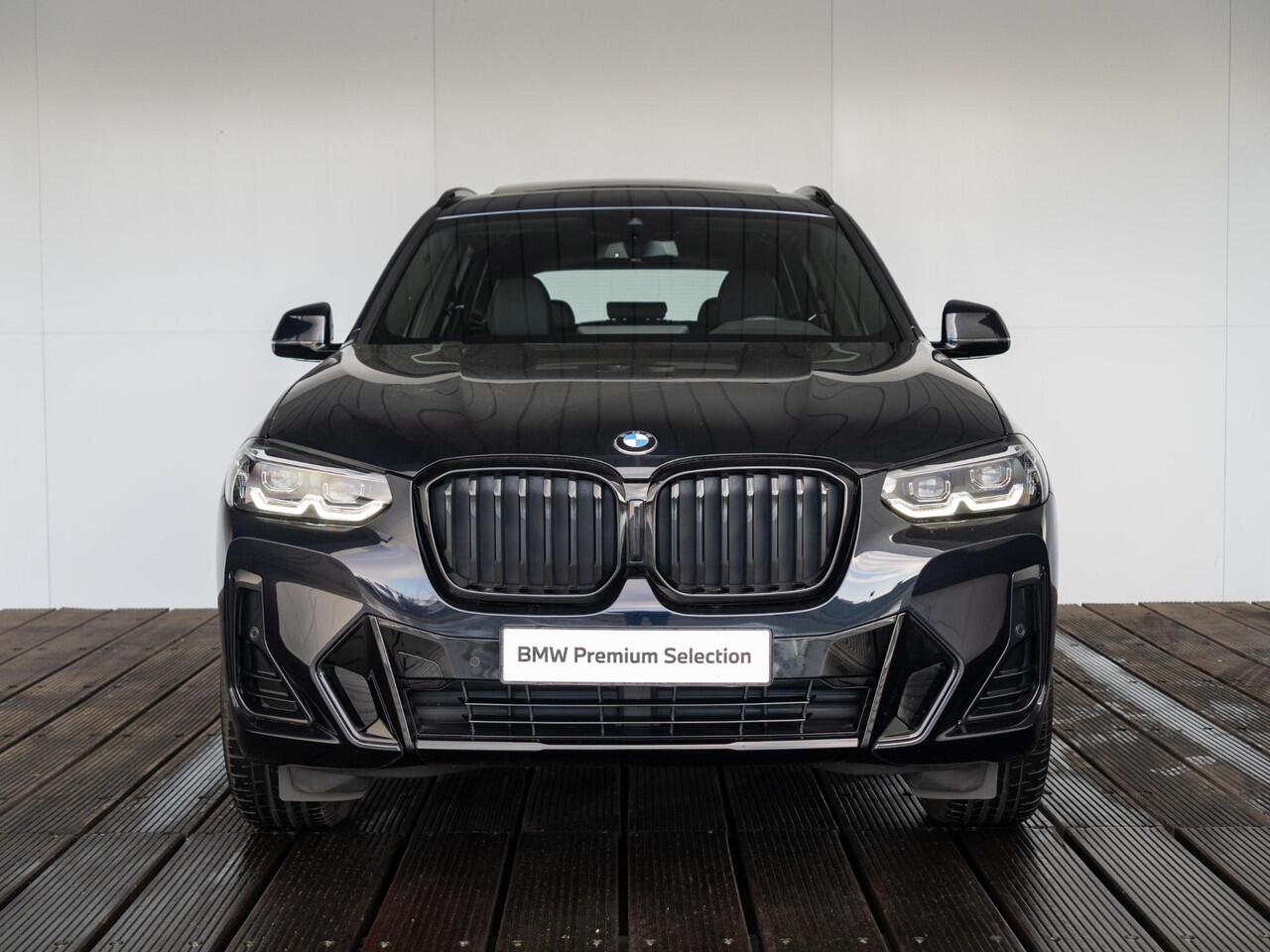 BMW X3 xDrive20i | High Executive | M Sportpakket | Comfort Access | Achteruitrijcamera | Panoramadak | Stoelverwarming | PDC | 20''