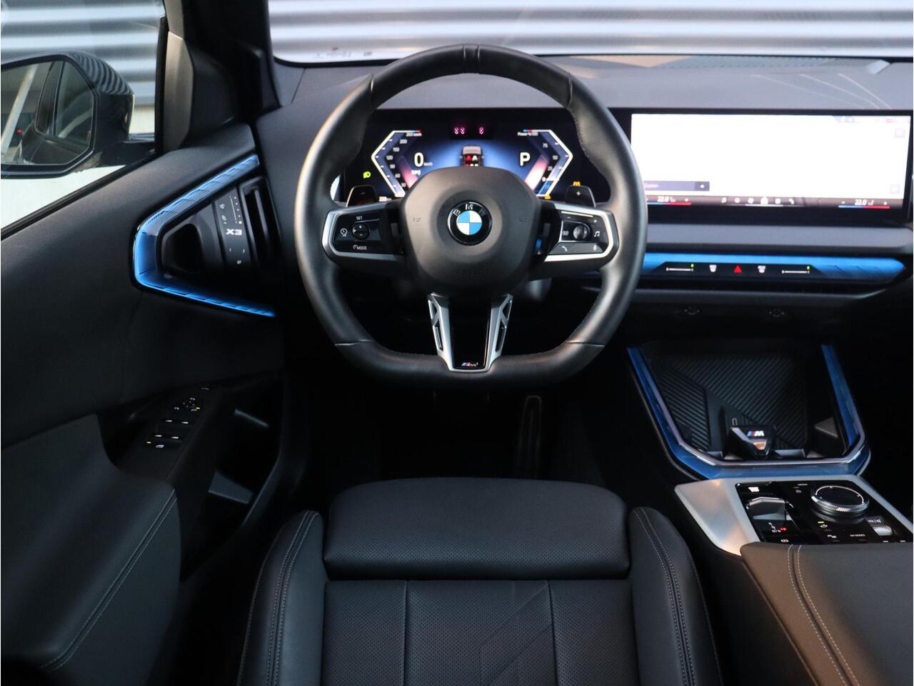 BMW X3 20d xDrive | M Sportpakket | Panodak | Trekhaak | Driving Assistant Plus | Stoelverwarming | Parking Assistant Plus | 19'' LMV