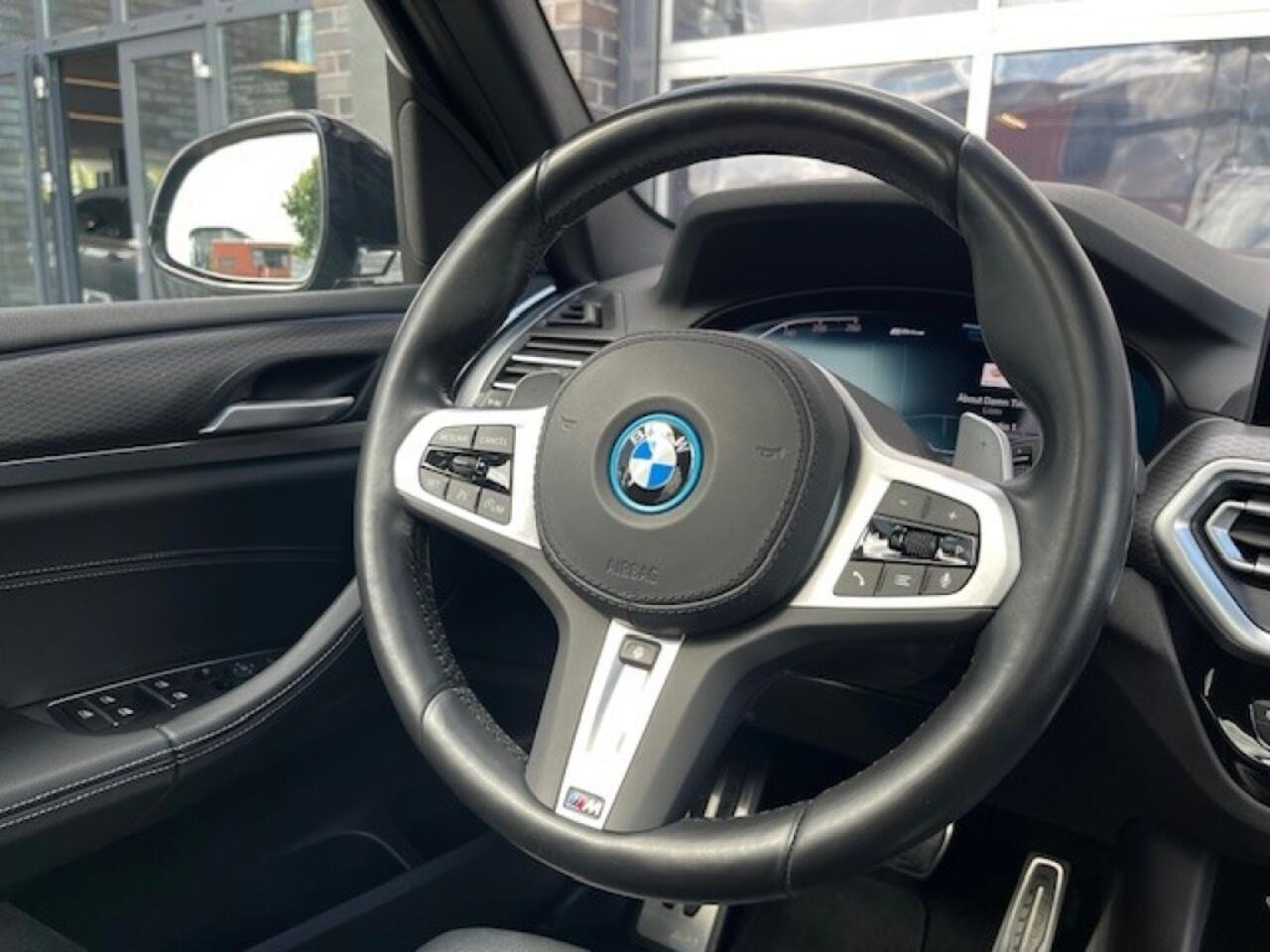 BMW X3 XDRIVE30E M-SPORT - PANO - HiFi - LASER - 20 INCH