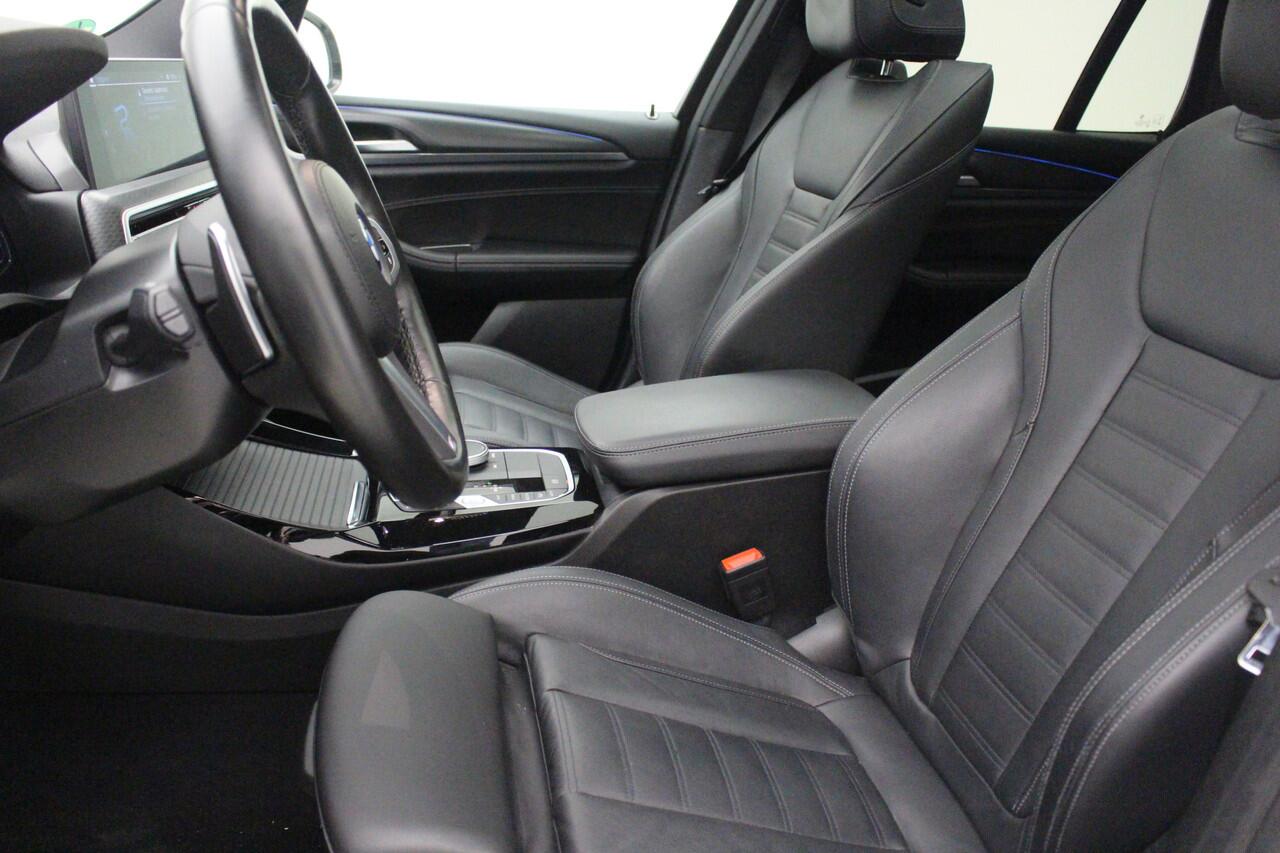 BMW X3 xDrive30e M-Sport | 20" | Camera | Trekhaak | Leder | Voorbereiding Driving Assistance