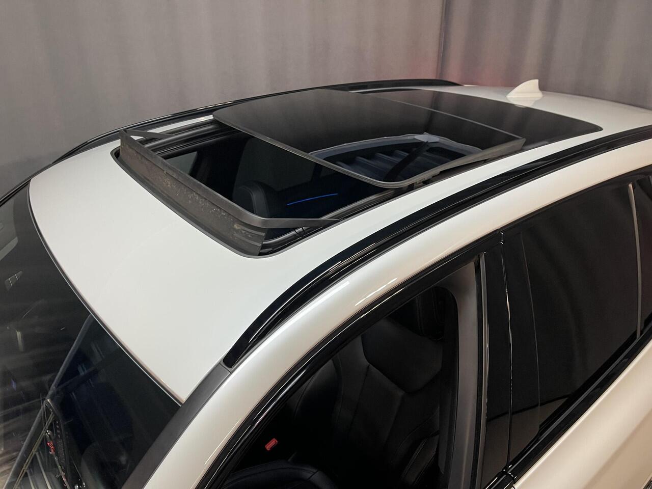 BMW X3 xDrive30e High Executive M Sport 19"/Leder/Panoramadak/Harman Kardon/Dodehoek/Sport Steering/Stoelverwarming/Sfeerverlichting/Camera/Apple Carplay & Android Auto