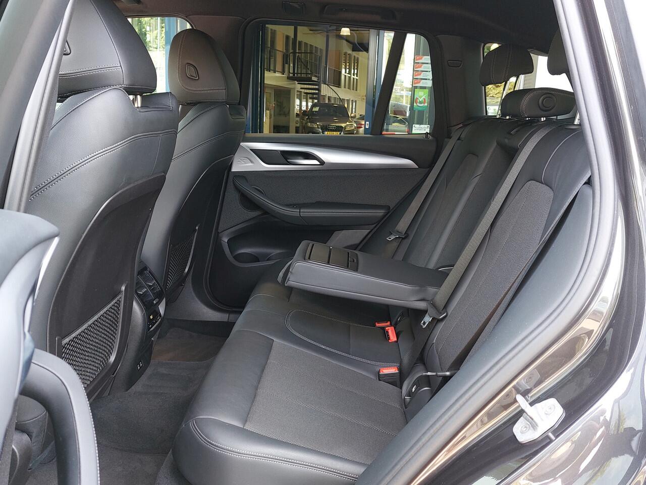 BMW X3 xDrive30e Executive | Plug-In Hybrid | Navi | Clima | Cruise | Led Koplampen | Sportstoel+Stoelverwarming | Licht+Regensensor | Pdc V+A | Privacy Glass | 19''lm