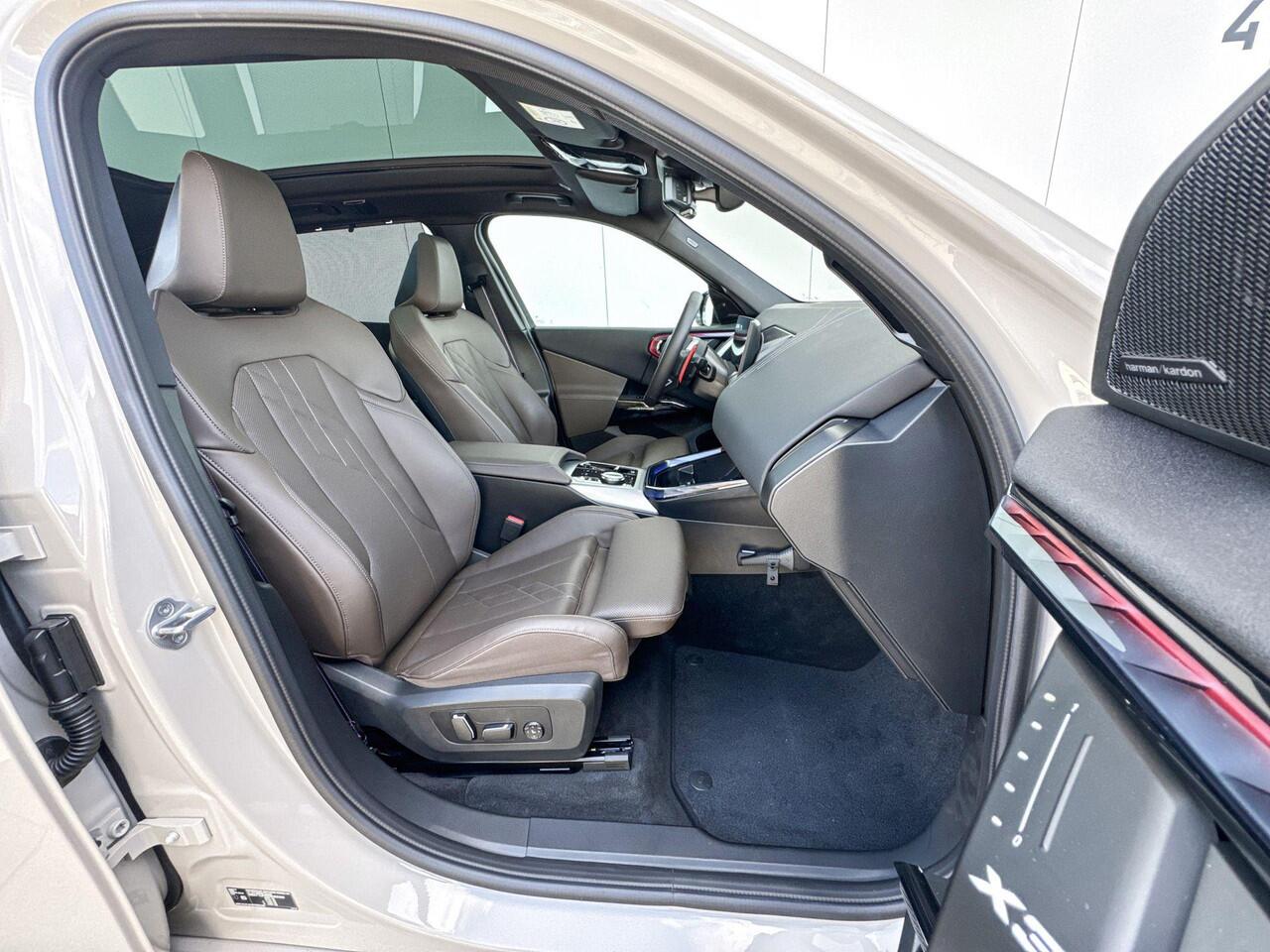 BMW X3 M50 M-Sport / 21 inch / Panoramadak / Stoelverwarming / Camera rondom / Getint Glas / Harman Kardon / Trekhaak