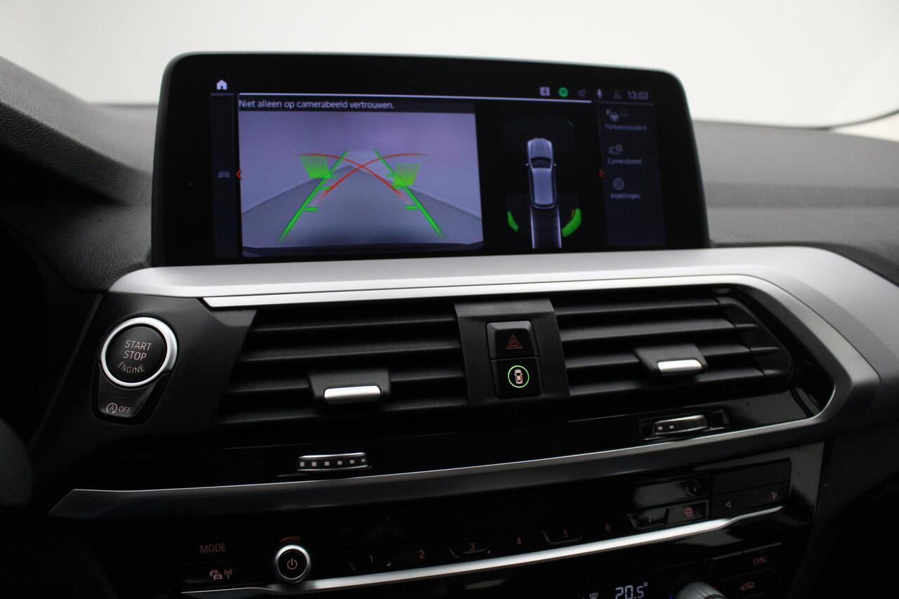 BMW X3 xDrive20i High Executive | Achteruitrijcamera | Stoelverwarming | Leder