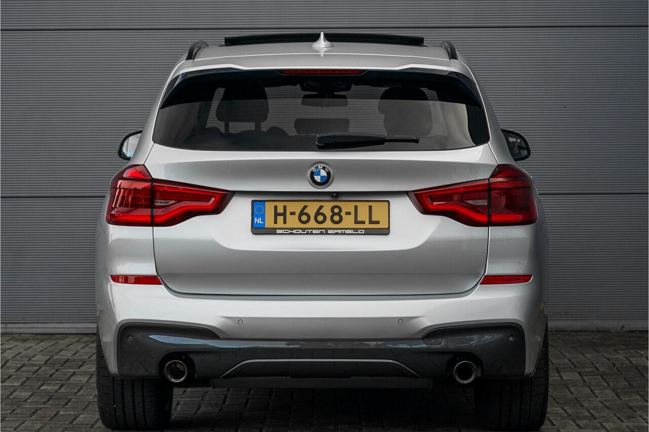BMW X3 xDrive30e M-Sport Pano HUD CarPlay 20"