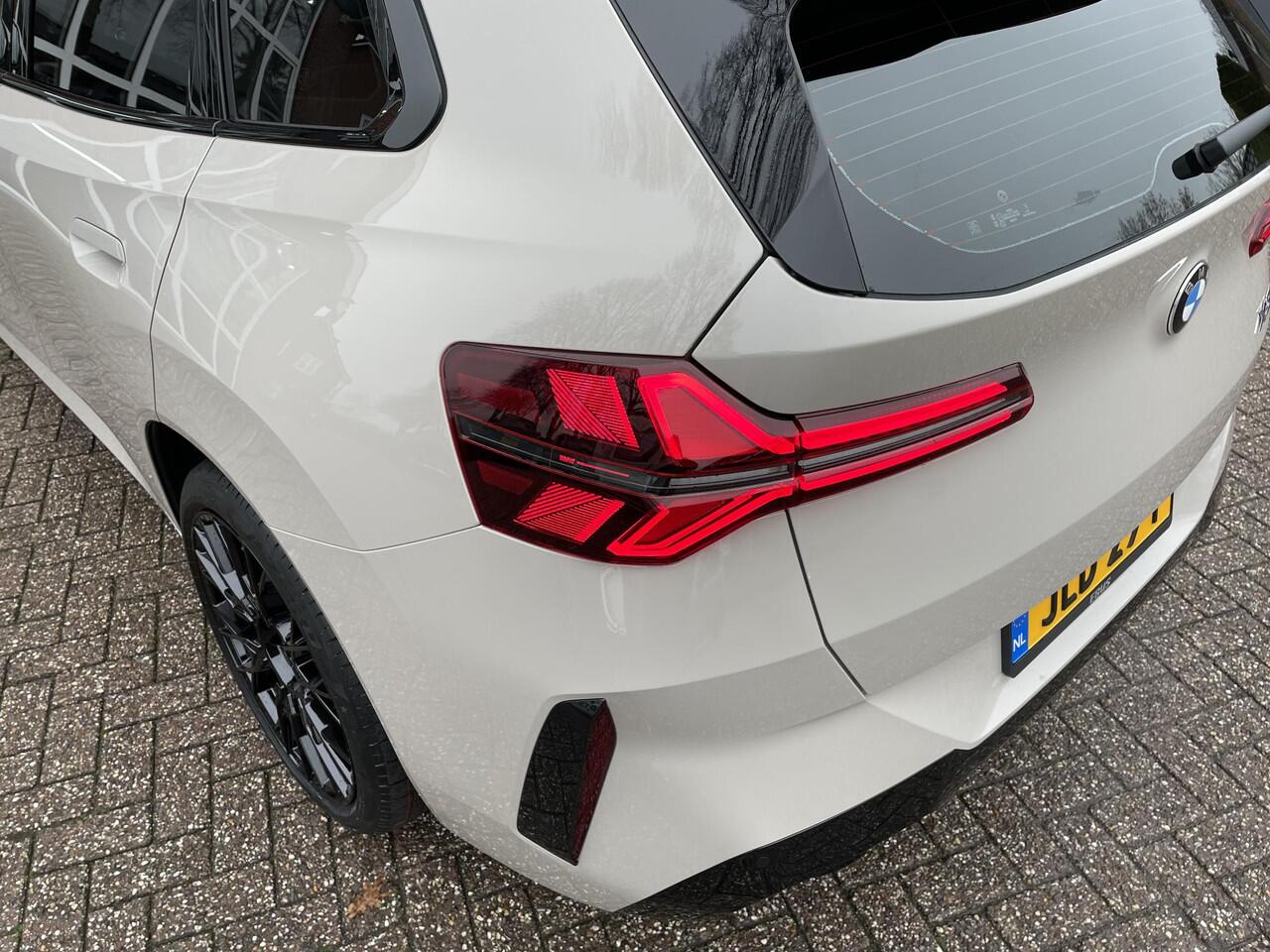 BMW X3 30e xDrive M-Sport Pro!