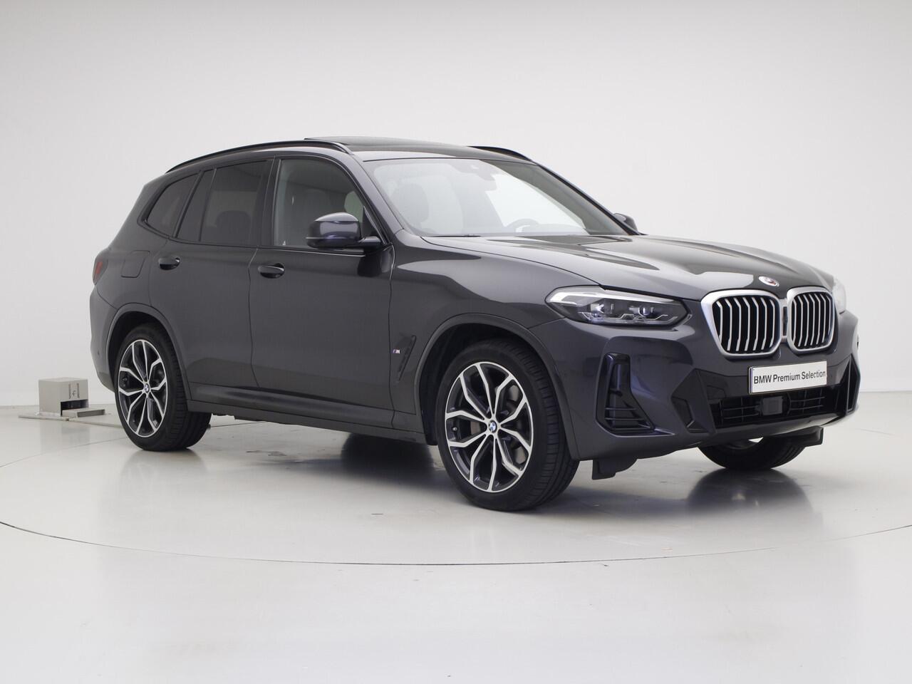 BMW X3 xDrive30e M-Sport | Panorama | Harman Kardon | Elektrisch verstelbare stoelen | Trekhaak | 360 Camera
