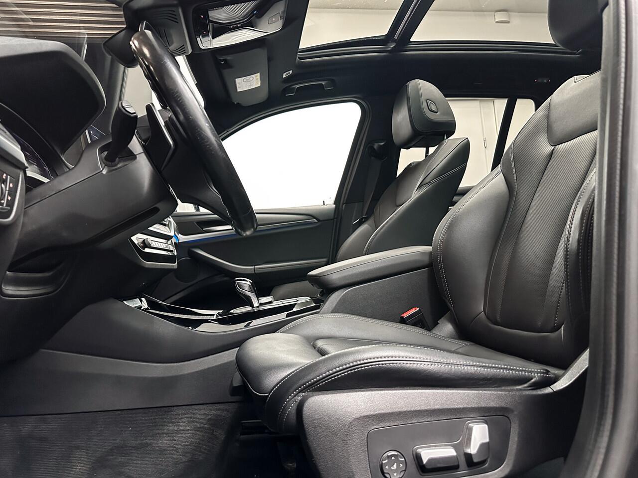 BMW X3 xDrive30e High Ex. Trekhaak|LASER|HUD|M-Sport|Panorama|Camera