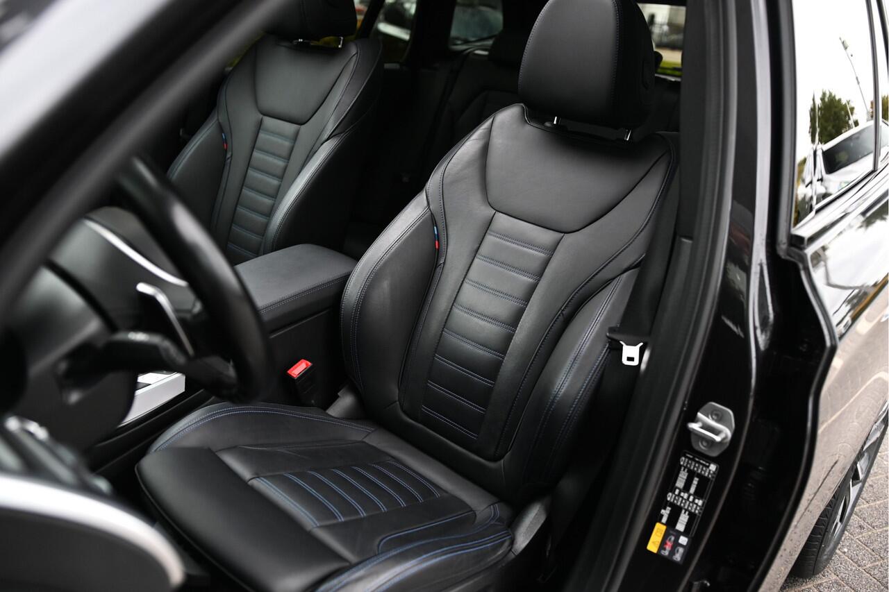 BMW X3 xDrive30e M Sport Automaat / Panoramadak / Trekhaak / Sportstoelen / Achteruitrijcamera / Laserlight / Comfort Access / Head-Up / Harman Kardon / Live Cockpit Professional