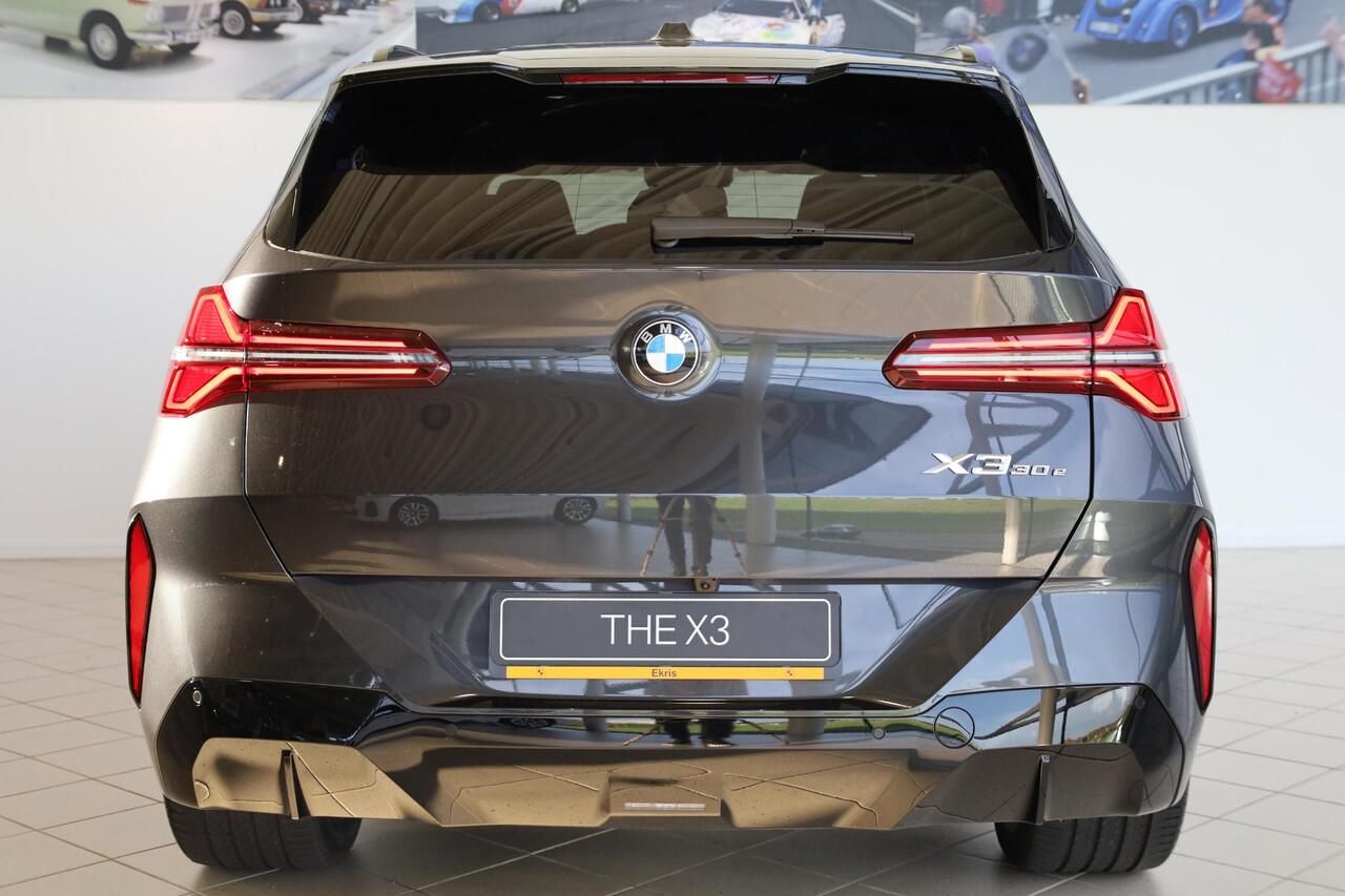 BMW X3 30e xDrive M Sportpakket Pro | Equipment Package Professional | Premium Pack
