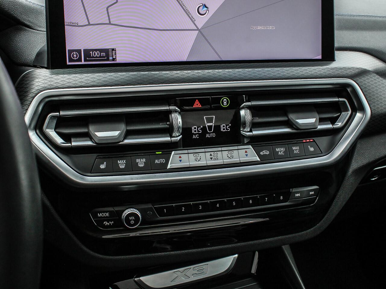 BMW X3 xDrive30e 292PK High Executive M-Sport | M-SPORT KUIPSTOELEN | HEAD-UP | PANO | HARMAN KARDON | SHADOWLINE |