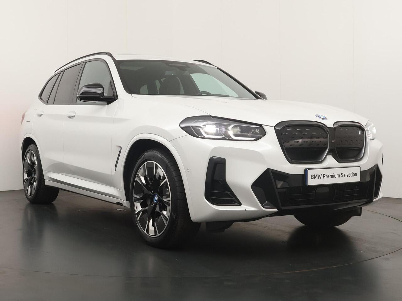BMW X3 iX3 High Executive 80 kWh | M Sport | 20" | Panoramisch dak | Driving Assistant Professional | Head-Up | Harman Kardon |