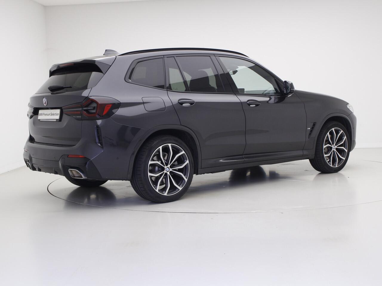 BMW X3 xDrive30e M-Sport | Panorama | Harman Kardon | Elektrisch verstelbare stoelen | Trekhaak | 360 Camera