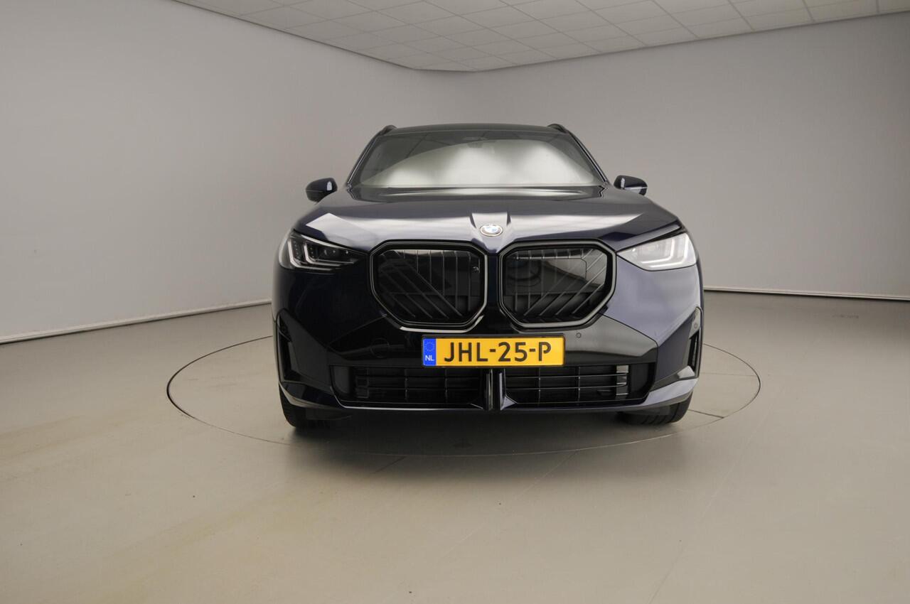 BMW X3 30e xDrive M-Sportpakket / Panoramadak / Harman-Kardon / Trekhaak / Getint glas / Alu wielen 21 inch
