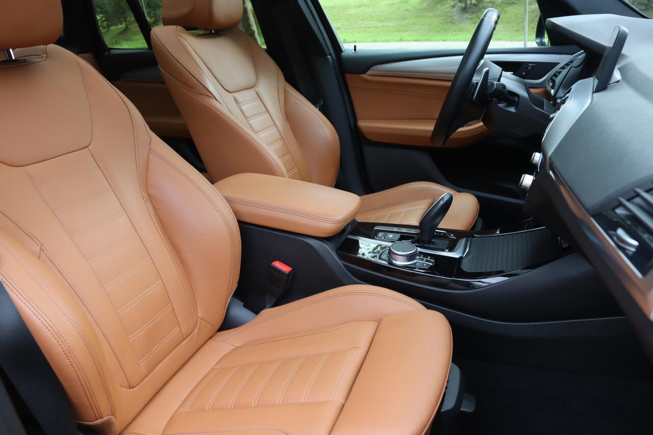 BMW X3 xDrive30e M-Sport Shadow Pano/Camera/Leder/Keyless/Sfeer/App-Connect/LED+/19"/Trekhaak wegkl.