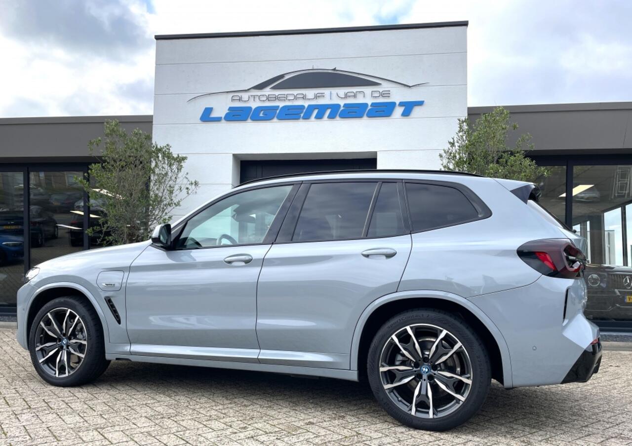 BMW X3 xDrive 30e M Sport | Trekhaak | Head-up | Laser | Camera |