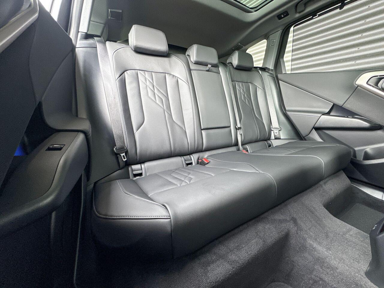 BMW X3 30e xDrive Professional Pack / Comfort Pack / Panoramadak / Trekhaak