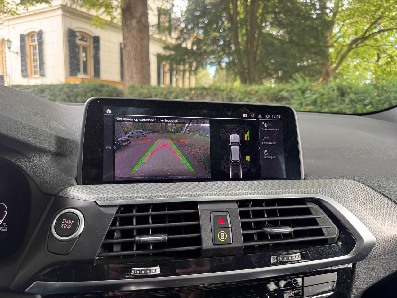 BMW X3 XDrive30e, M-sportpakket, H/K, Pano