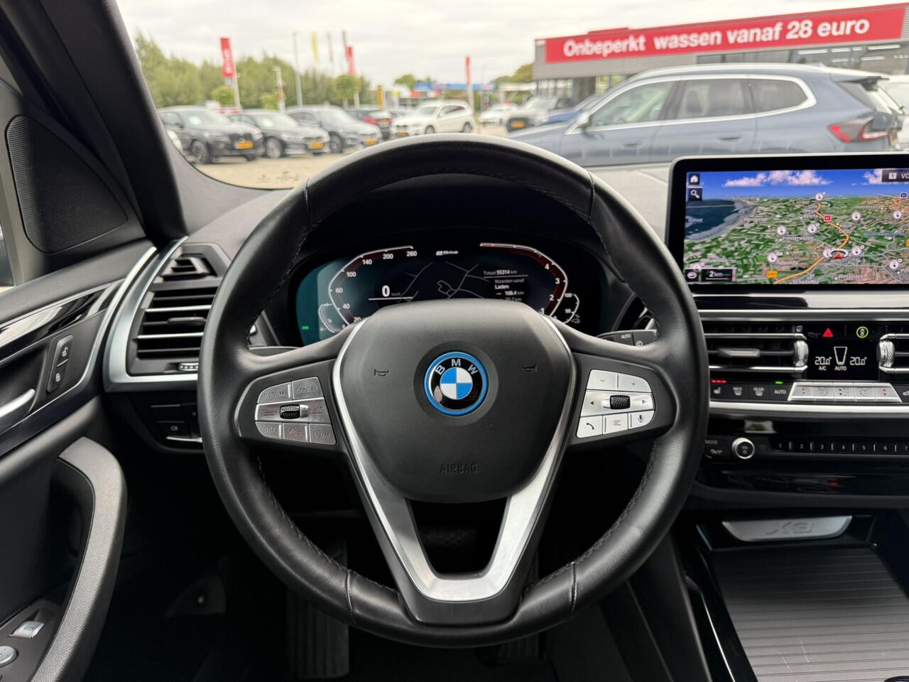 BMW X3 xDrive30e Advantage Trekhaak Lederen interieur LED DAB Carplay Facelift