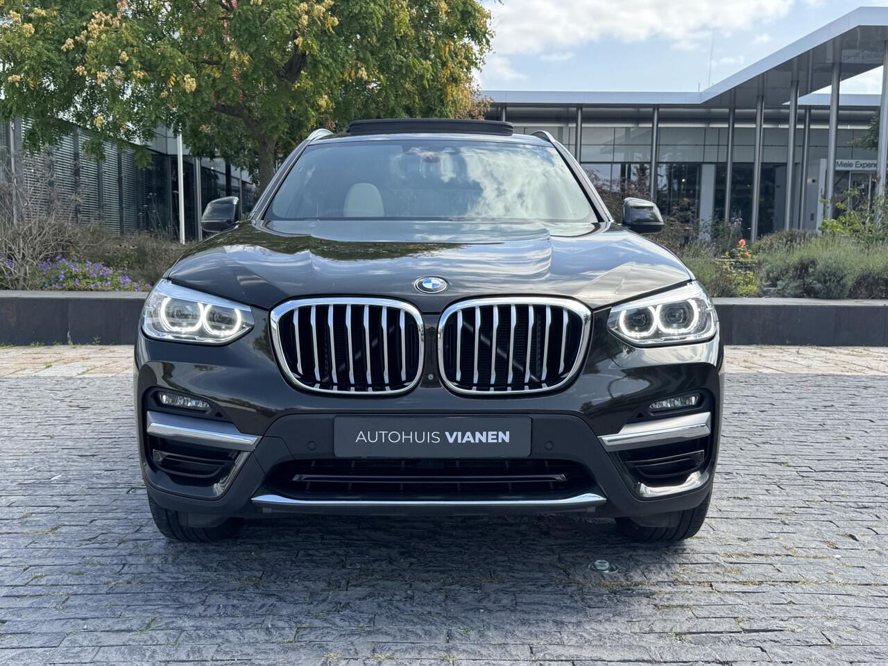 BMW X3 xDrive30i High Executive Edition
